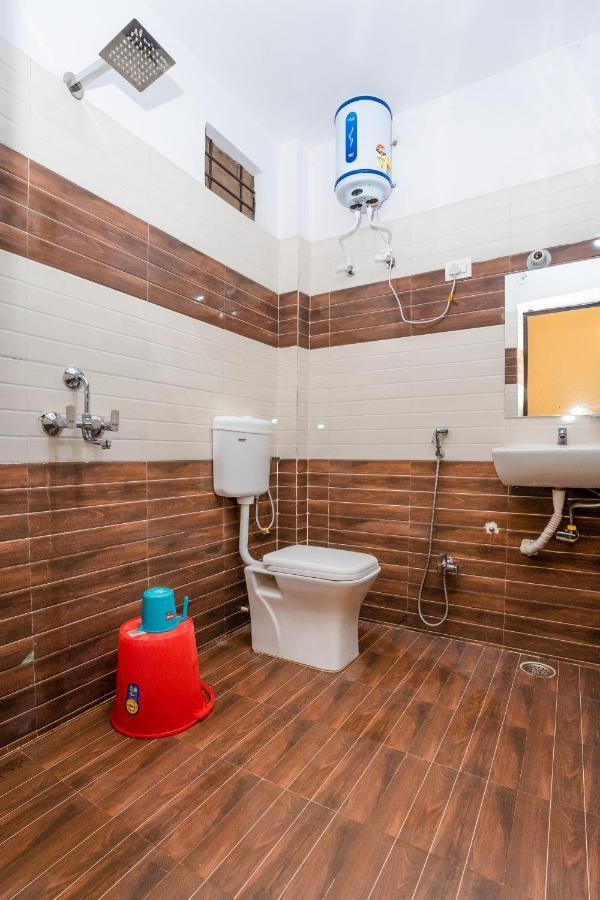 Ventex Inn Лакхнау Экстерьер фото